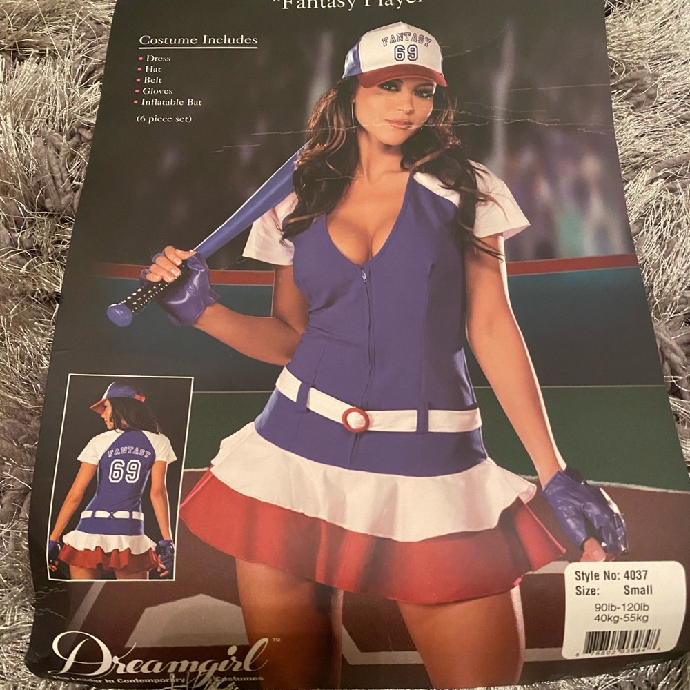 Fantasy Player costume size Small